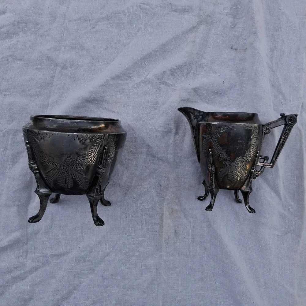 Antique Victorian Meriden Brittania Lion Footed Creamer Sugar Silverplate 1877